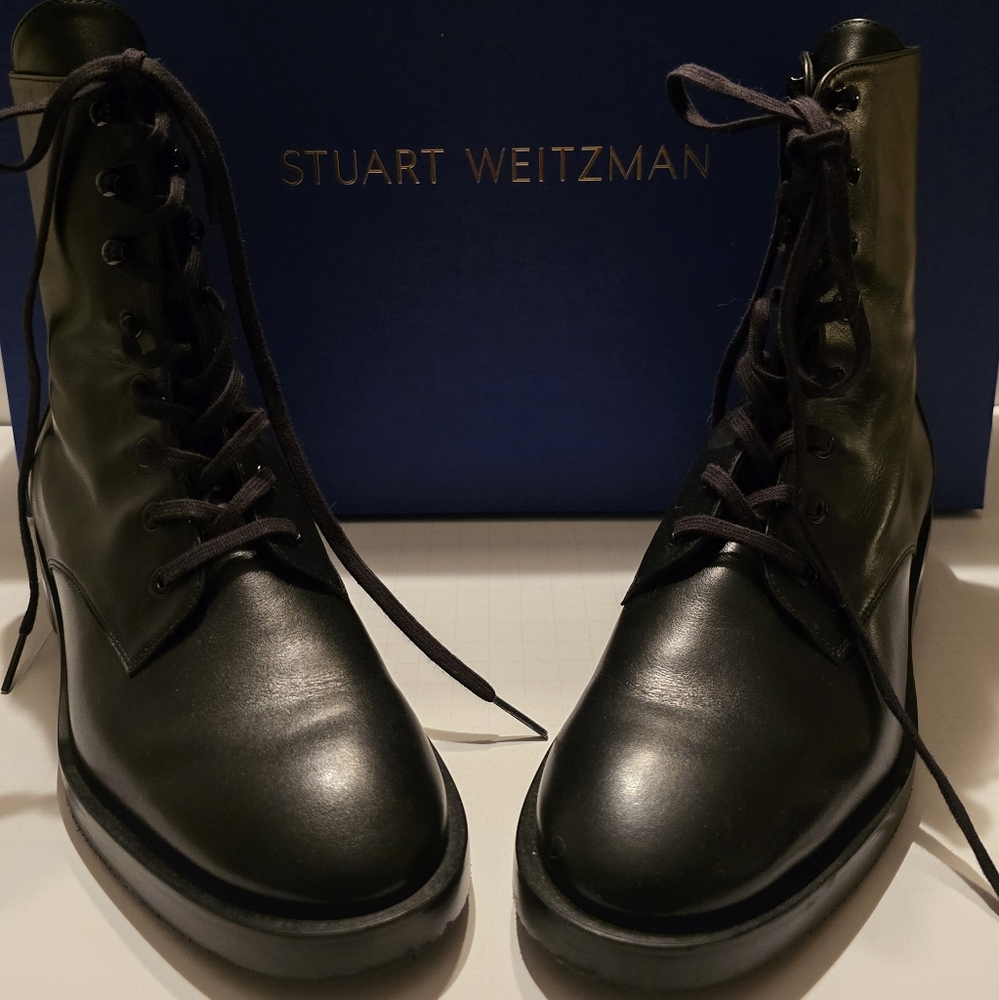 Stuart Weitzman Sondra Sleek Bootie